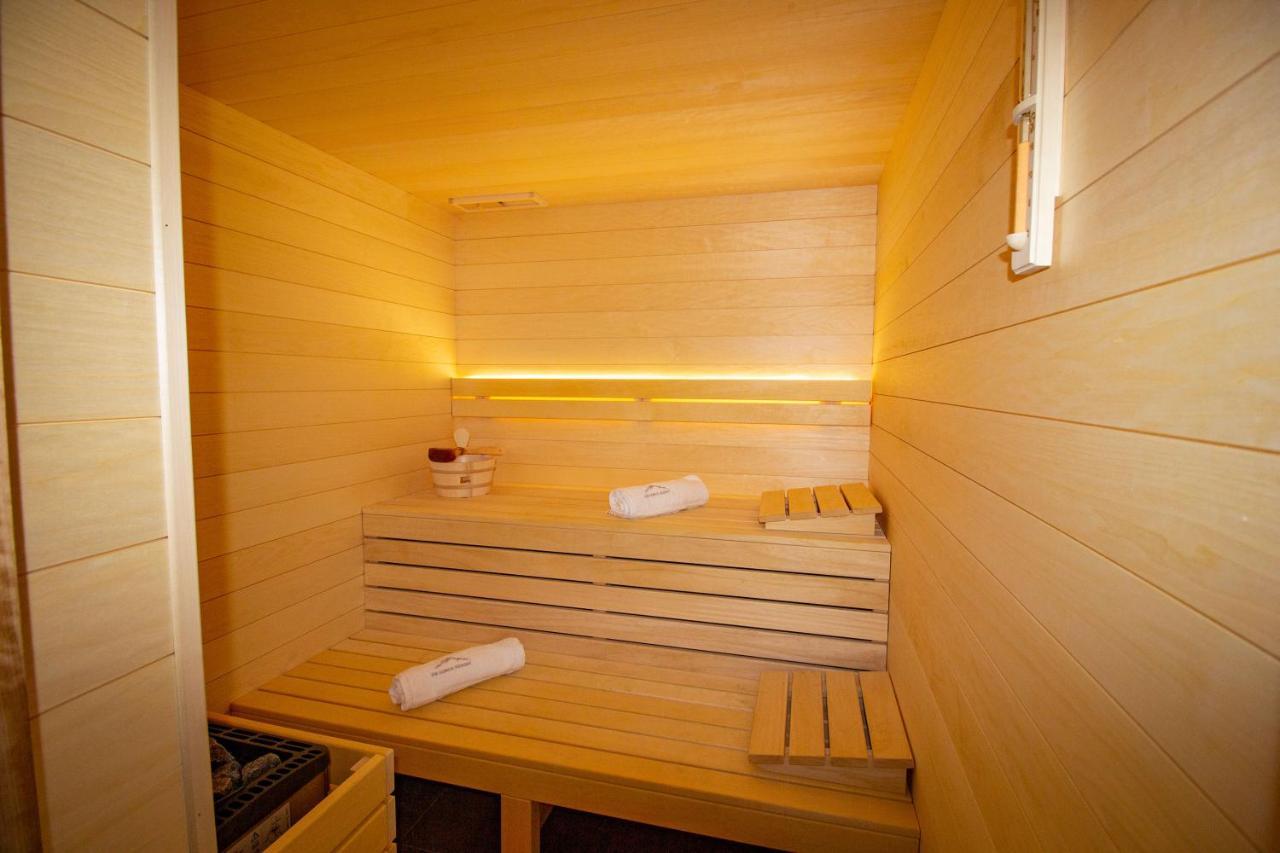 Em Gorce Resort Domki Z Sauna I Jacuzzi Waksmund 外观 照片
